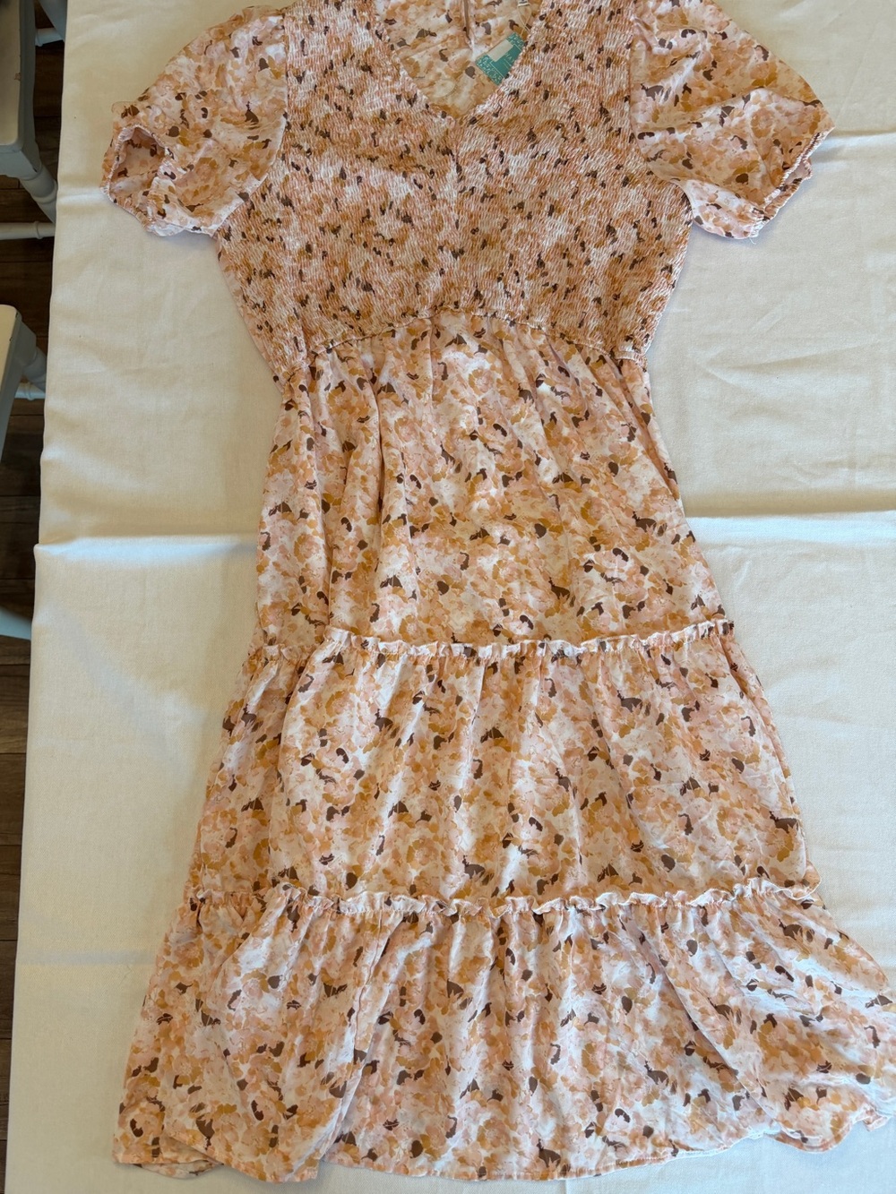 Hayden Smocked V-Neck Midi Dress in peach blush tan Floral NWT 1XL